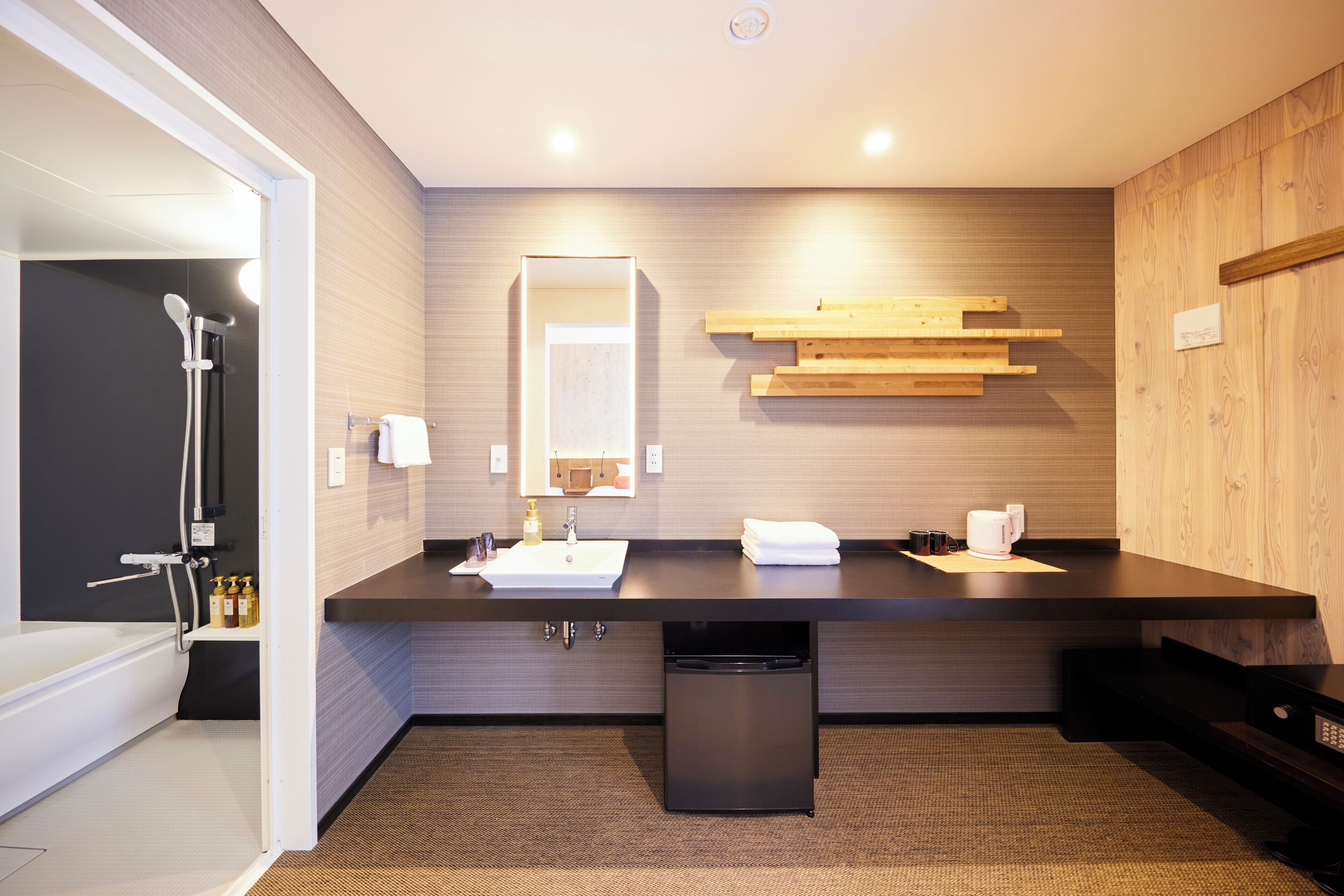 In-room safe, desk, free WiFi, bed sheets