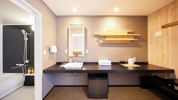 In-room safe, desk, free WiFi, bed sheets