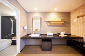 Deluxe Room, Non Smoking (Buildings D, E, and F) - Hotel Rotterdam Huis Ten Bosch (Sasebo)
