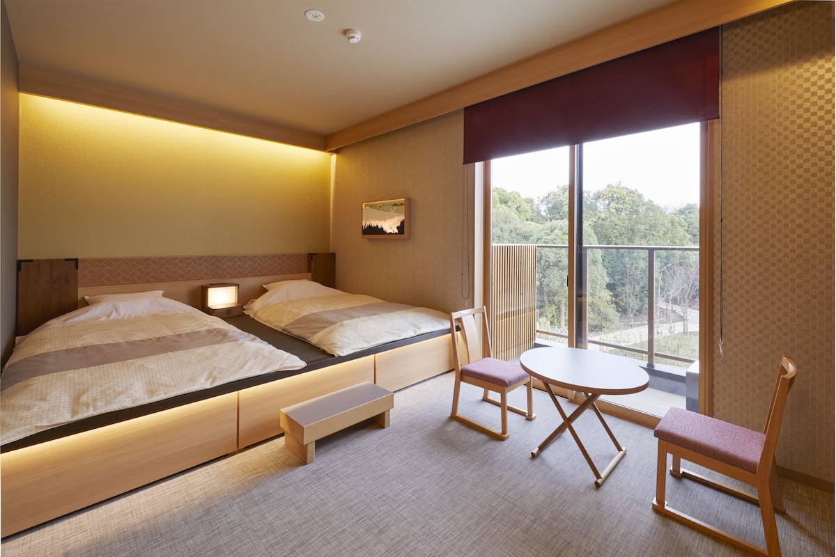 Japanese Style Deluxe Room, Non Smoking | In-room safe, desk, free WiFi, bed sheets