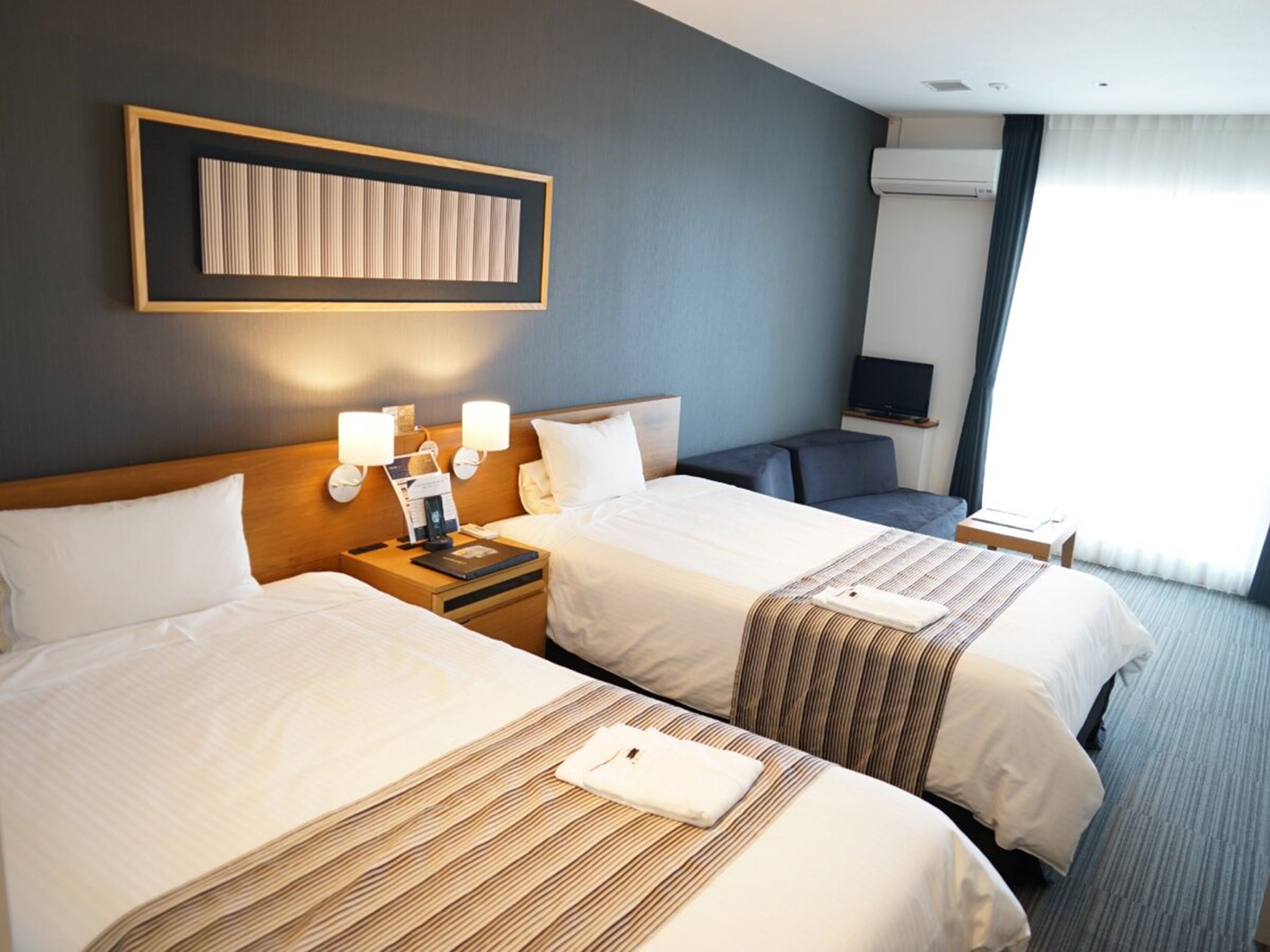 Superior Room, Non Smoking | In-room safe, desk, free WiFi, bed sheets