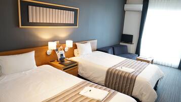 Superior Room, Non Smoking | In-room safe, desk, free WiFi, bed sheets