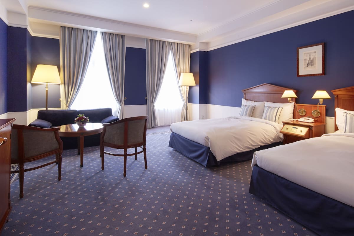 Deluxe Room, Multiple Beds | 1 bedroom, in-room safe, desk, free cribs/infant beds