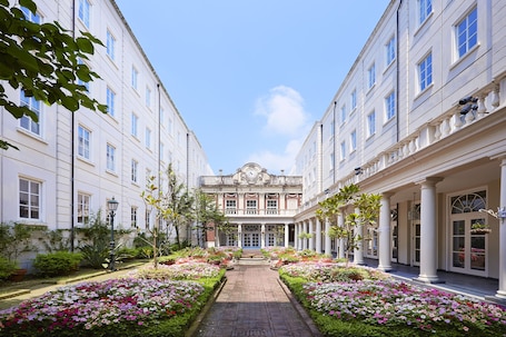 Exterior. Hotel Amsterdam Huis Ten Bosch