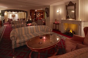 Breakfast, lunch, dinner served; French cuisine