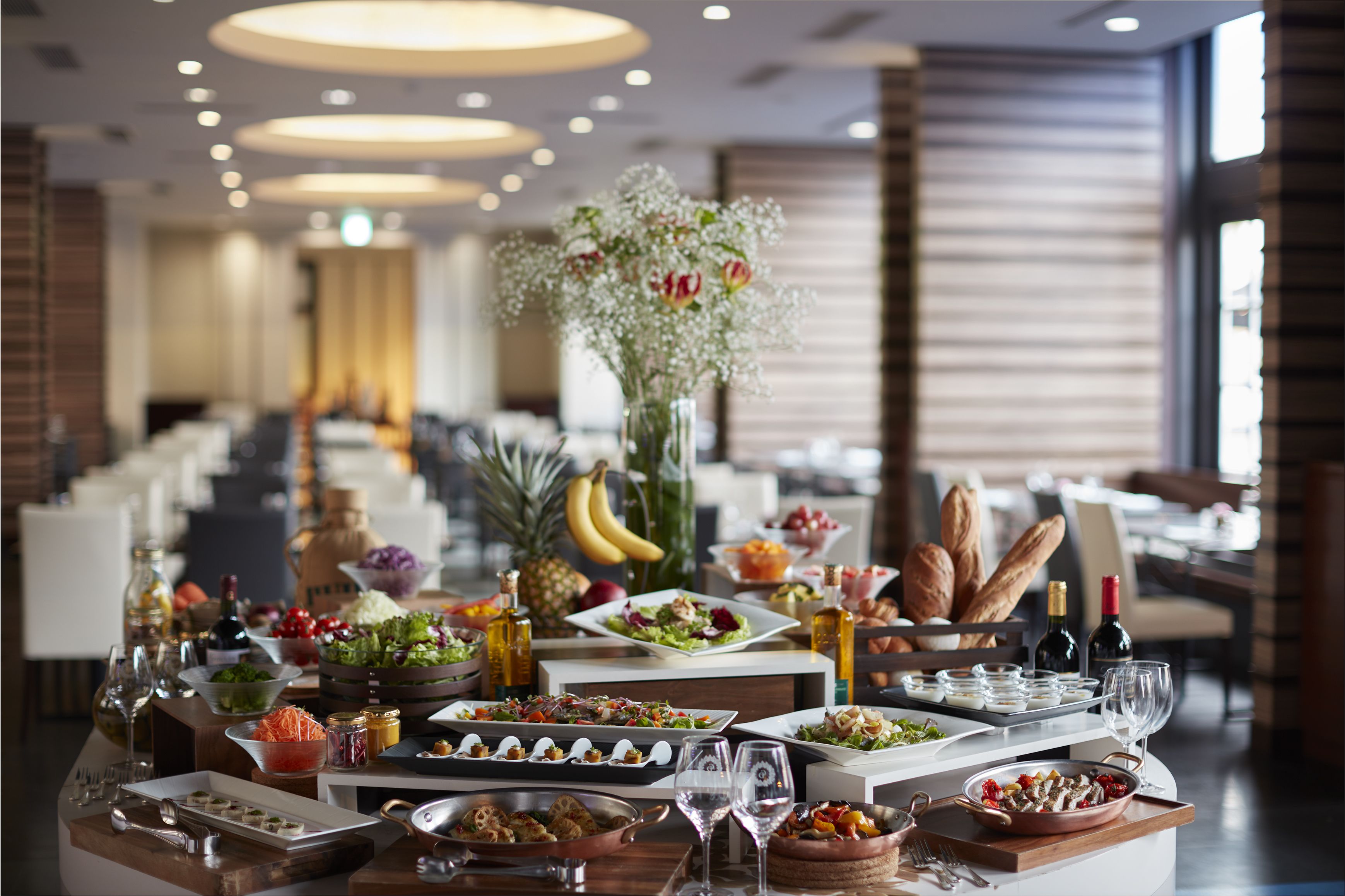 breakfast, lunch, dinner served; french cuisine