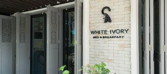 White Ivory Bed & Breakfast