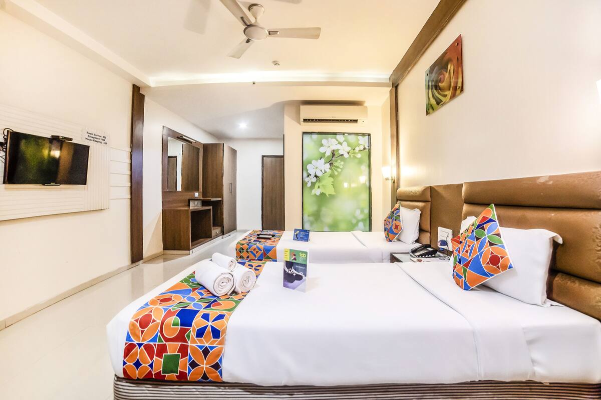 1 bedroom, premium bedding, desk, iron/ironing board