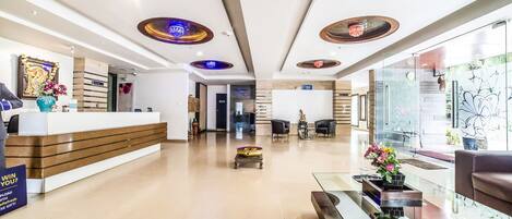 فطور أوروبي يوميًا بتكلفة قدرها (80 INR للشخص)