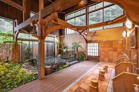 温泉. 昭恋馆吉之屋