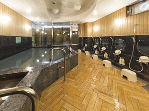 室内 SPA 浴缸