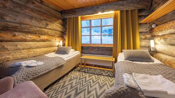 Free WiFi, bed sheets