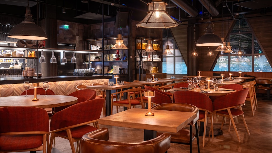 Kuukkeli Log Houses Teerenpesä