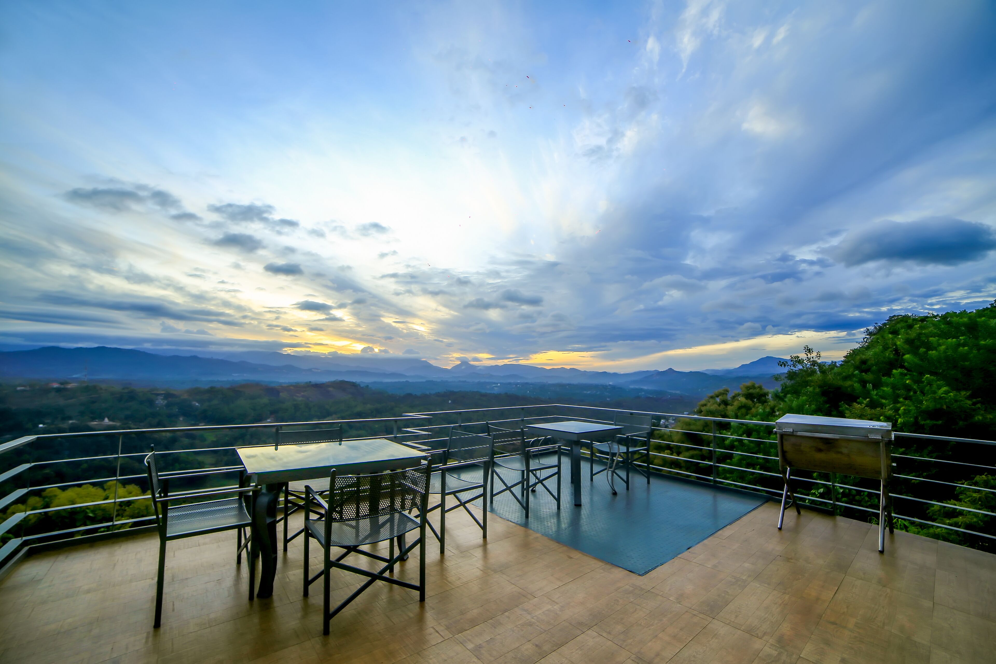 grand deluxe double room with mountain view | view from room