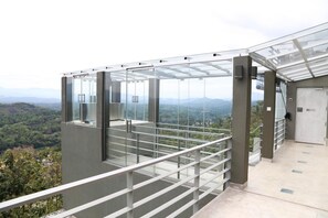 Property grounds - Sky Pavilion (Kandy)