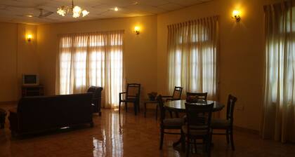 Hotel Red Rose