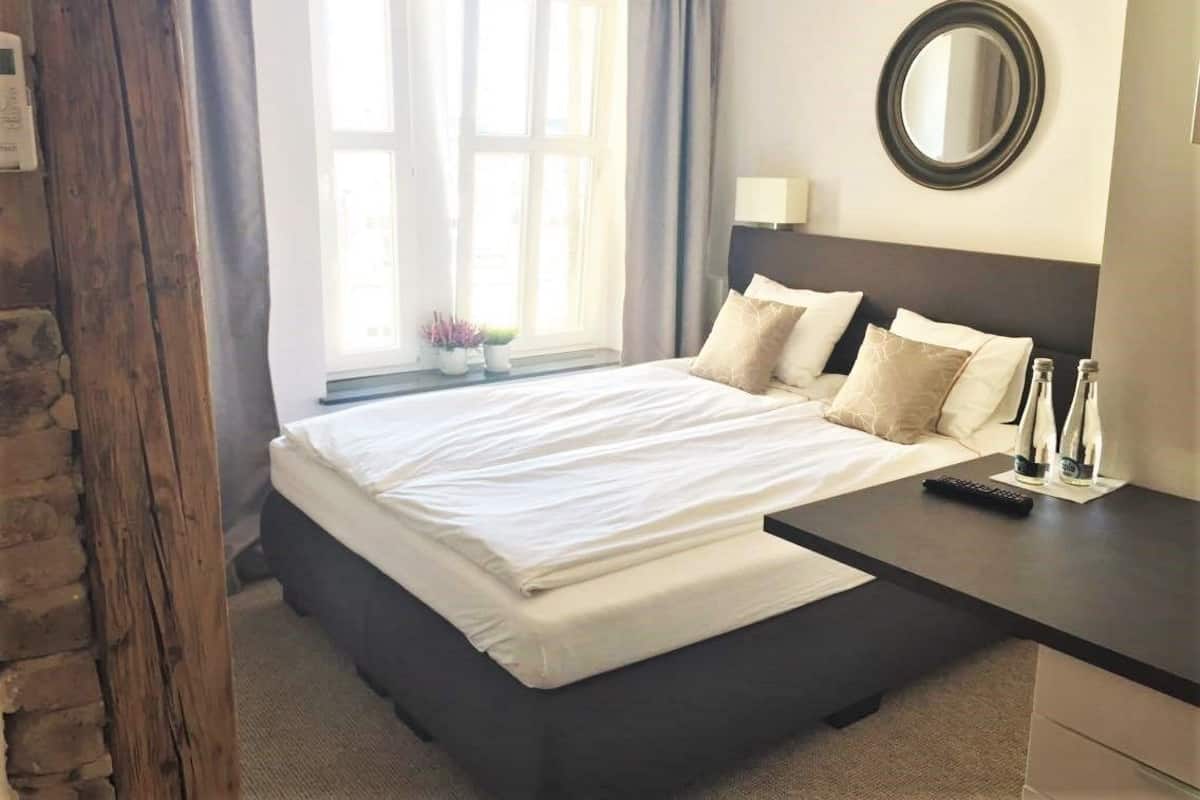 Habitación Confort doble de uso individual | Tabla de planchar con plancha y wifi gratis