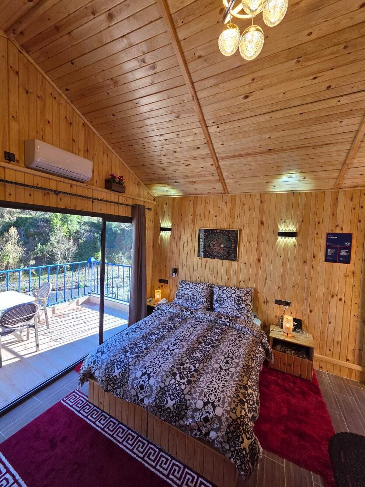 シニア キャビン | エジプト綿のシーツ、高級寝具、客室ごとに異なる装飾、客室ごとに異なるインテリア