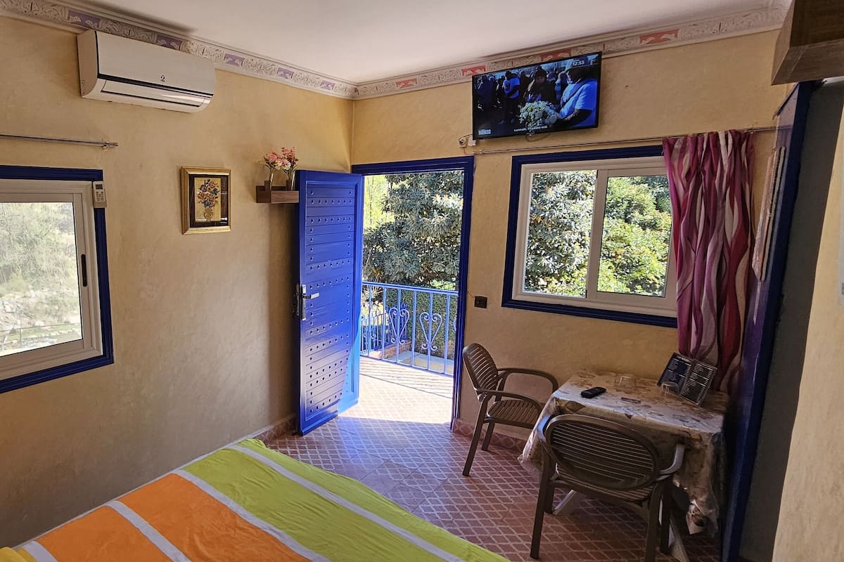 double room, garden view | laptop workspace, blackout curtains, free cots/infant beds, free wifi