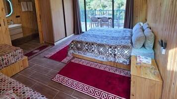 Senior Cabin | Egyptian cotton sheets, premium bedding, individually decorated