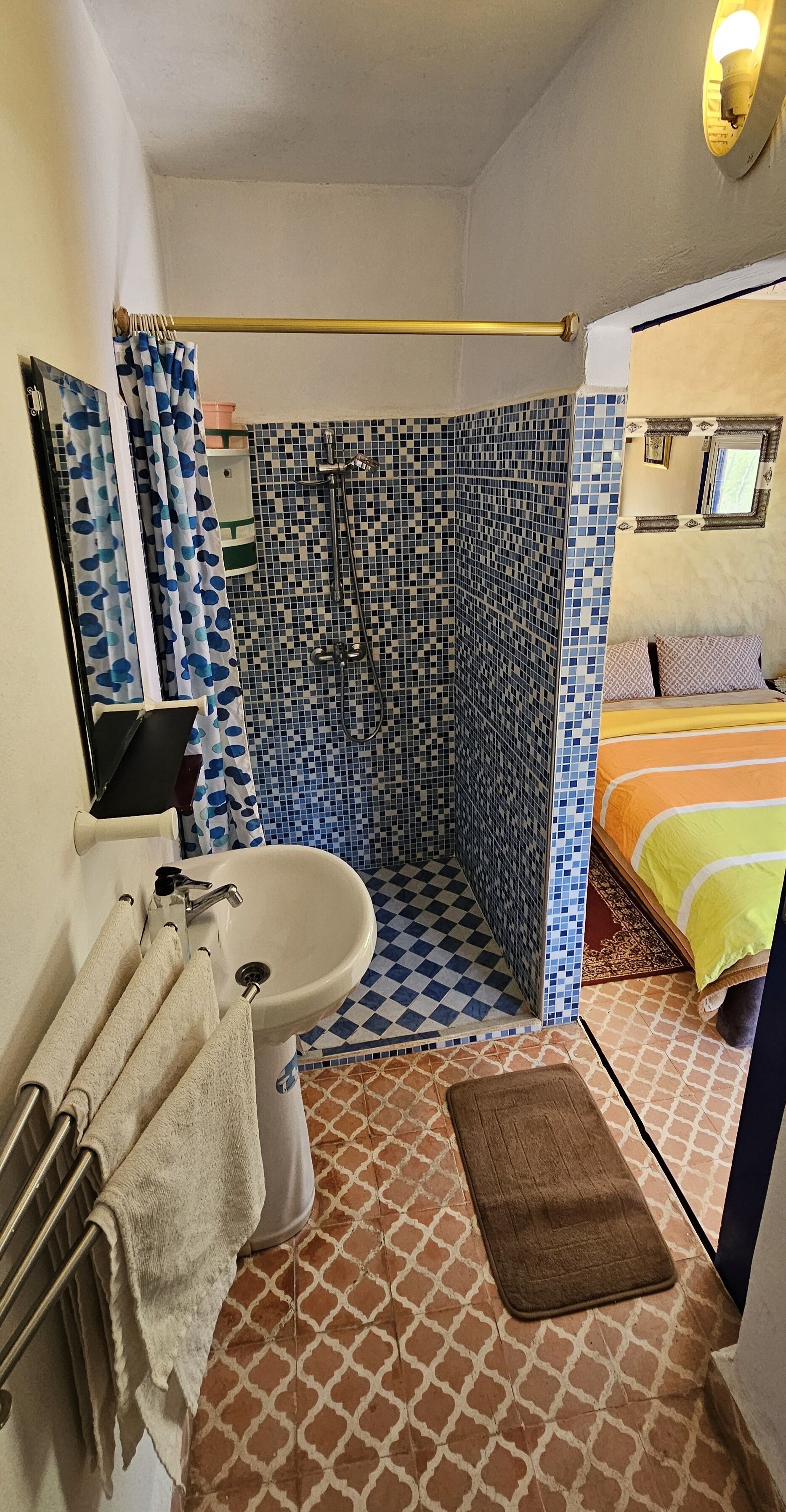 double room, garden view | bathroom | shower, free toiletries, towels