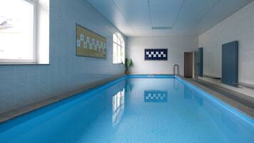 Indoor pool, pool loungers