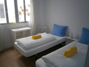 Free WiFi, bed sheets