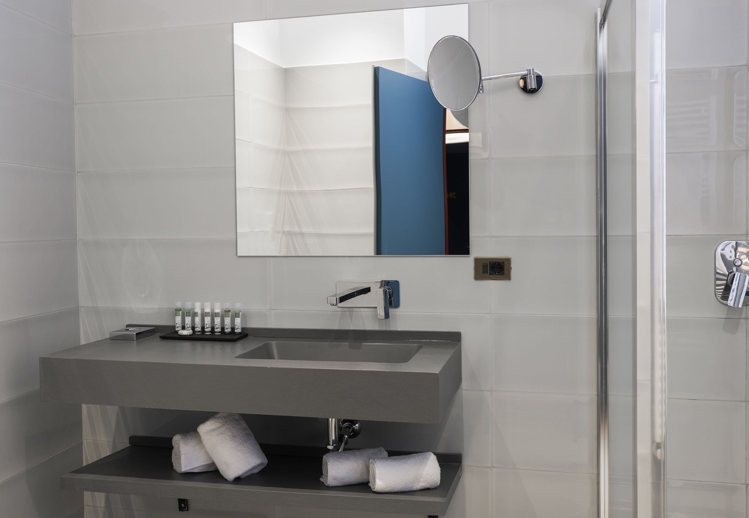 deluxe double room | bathroom | designer toiletries, hair dryer, slippers, bidet