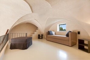 Traditionellt hus - 1 sovrum | Vardagsrum | Platt-tv, eldstad och dvd-spelare