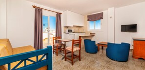 Flat-screen TV - Apartamentos Charly's Can Picafort (Santa Margalida)