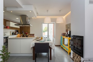 Interior - Downtown Alegria B&B (Tavira)