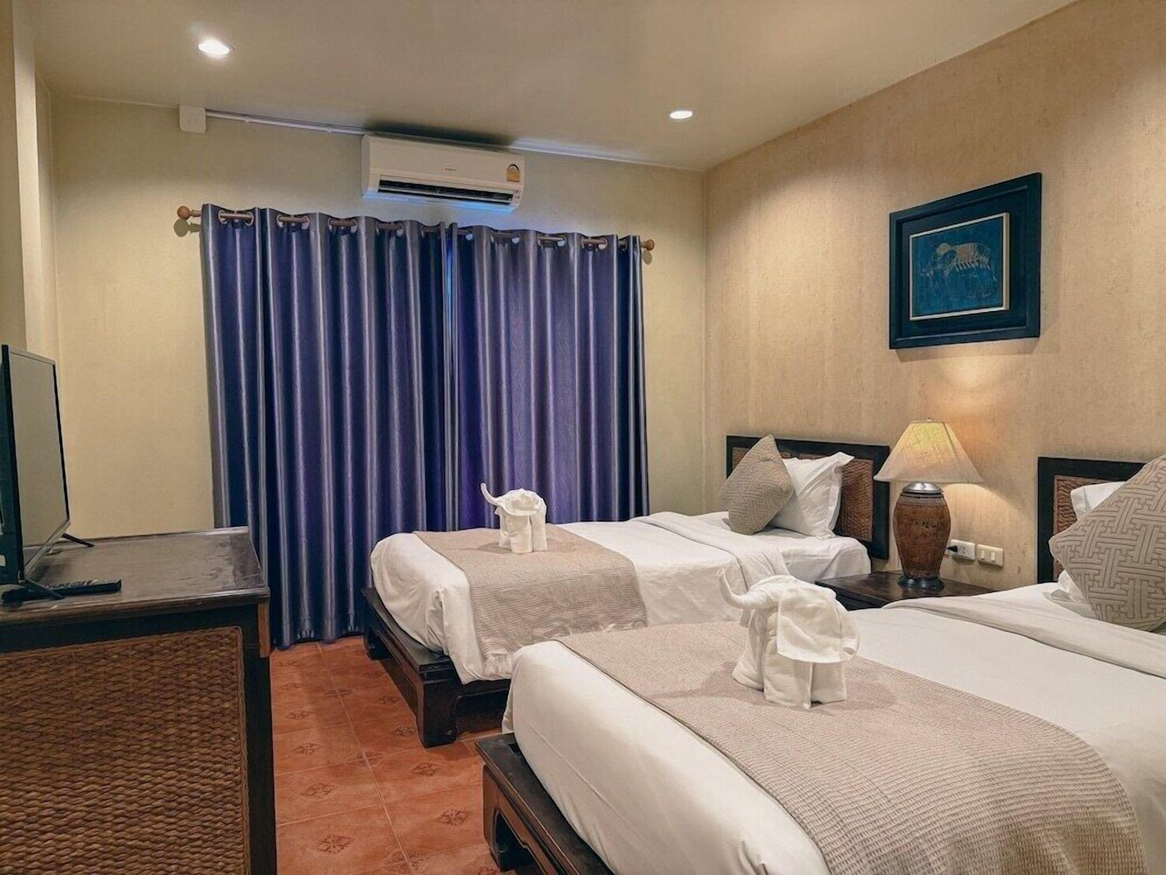 Individually decorated, free WiFi, bed sheets
