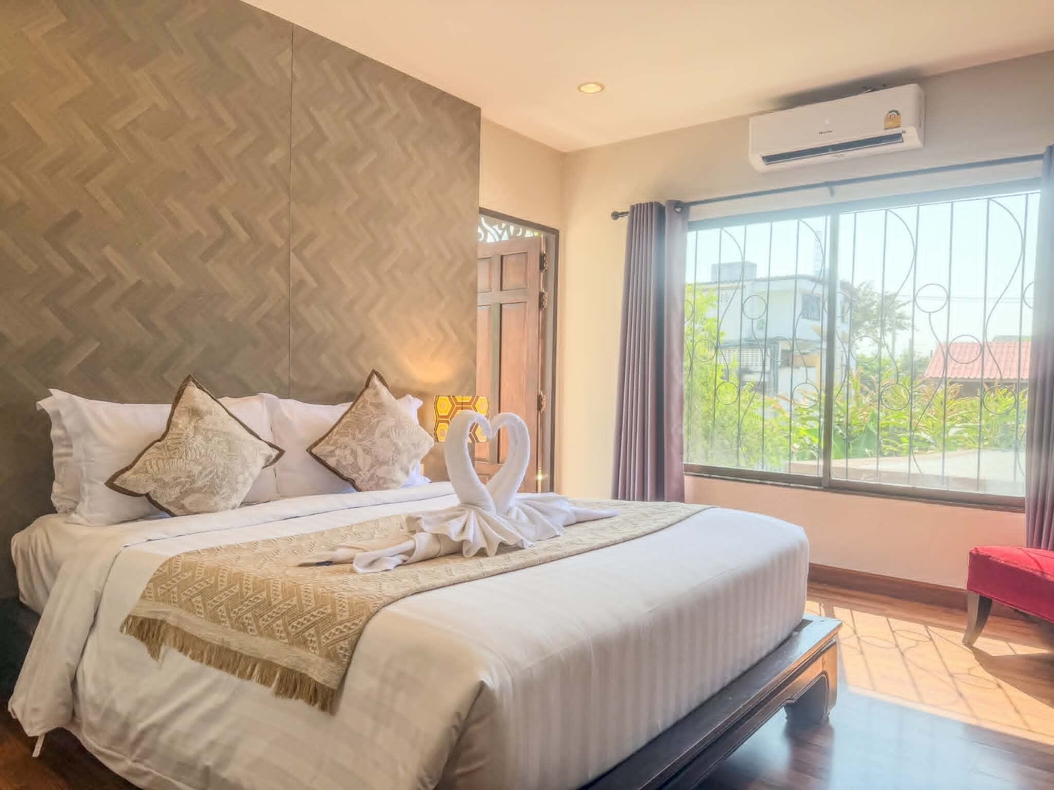 Deluxe Double Room with Balcony