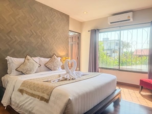 Deluxe Double Room with Balcony | Décor unique, accÚs au Wi-Fi (inclus), literie fournie