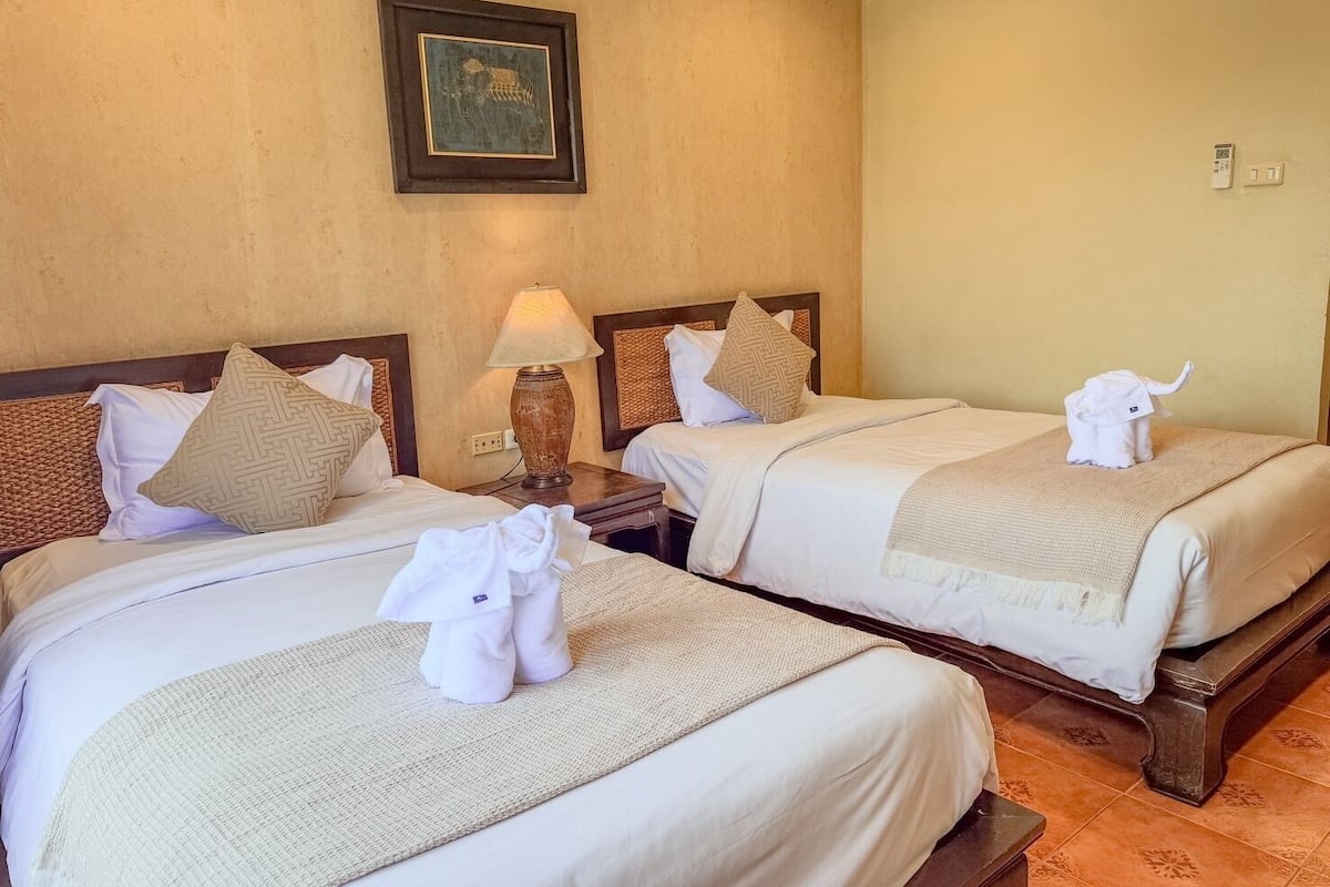 Standard Twin Room | Individually decorated, free WiFi, bed sheets