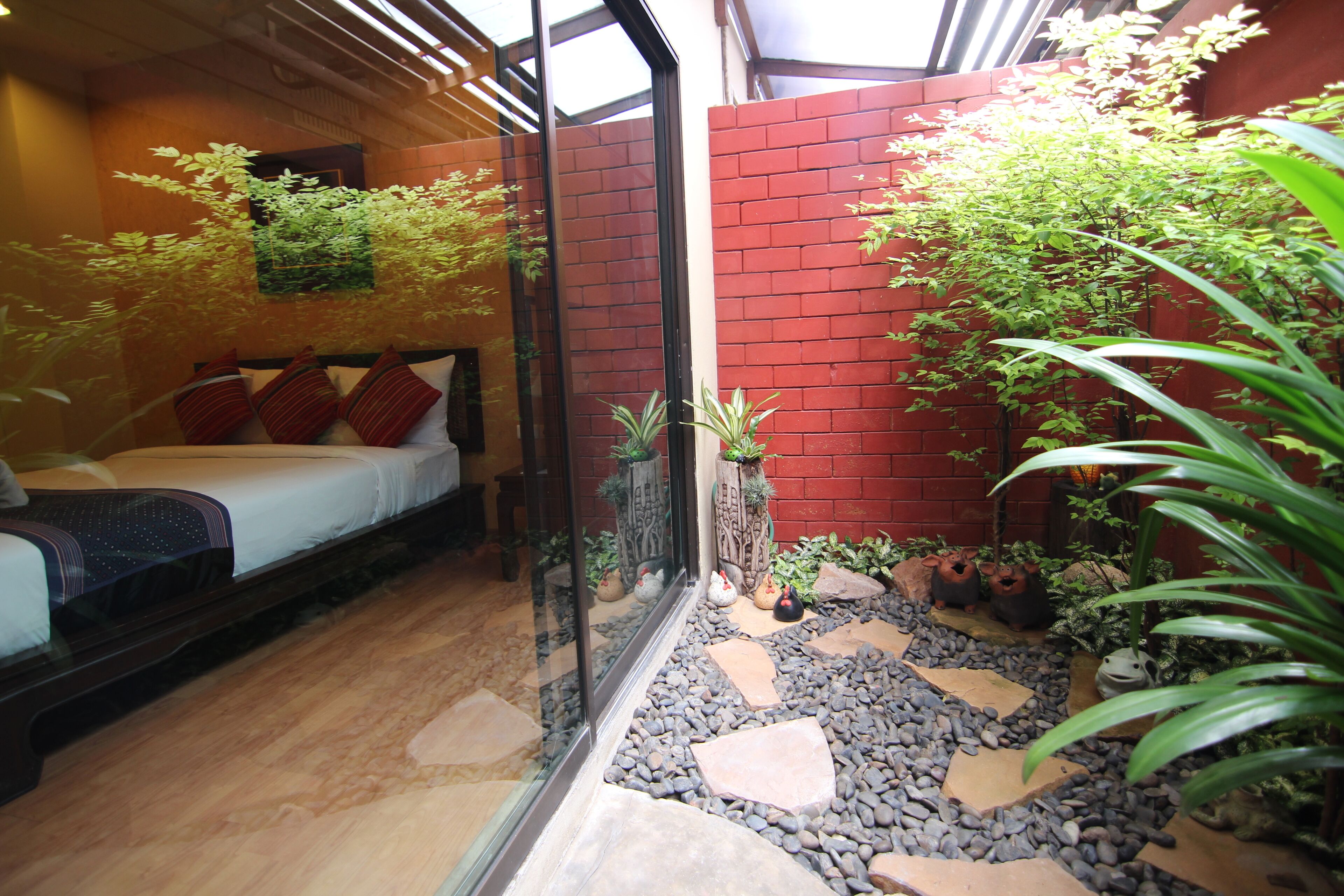 Deluxe Family Room with Garden | View from room