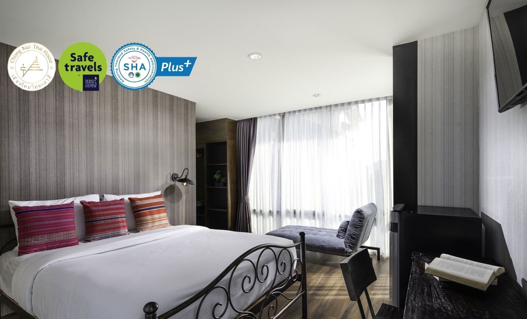 Individually decorated, free WiFi, bed sheets