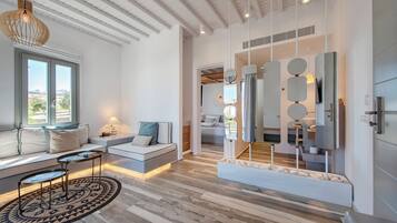 Superior-Suite, Gartenblick | Wohnbereich | Plasmafernseher