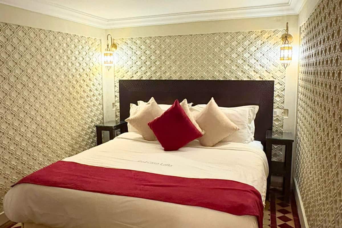 Suite Junior | Literie de qualité supérieure, matelas mémoire de forme, minibar