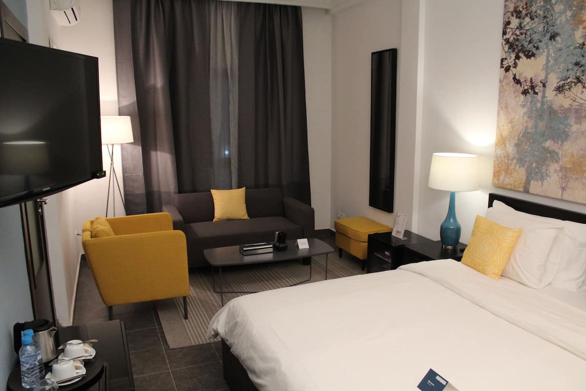 1 habitación, ropa de cama de alta calidad y minibar