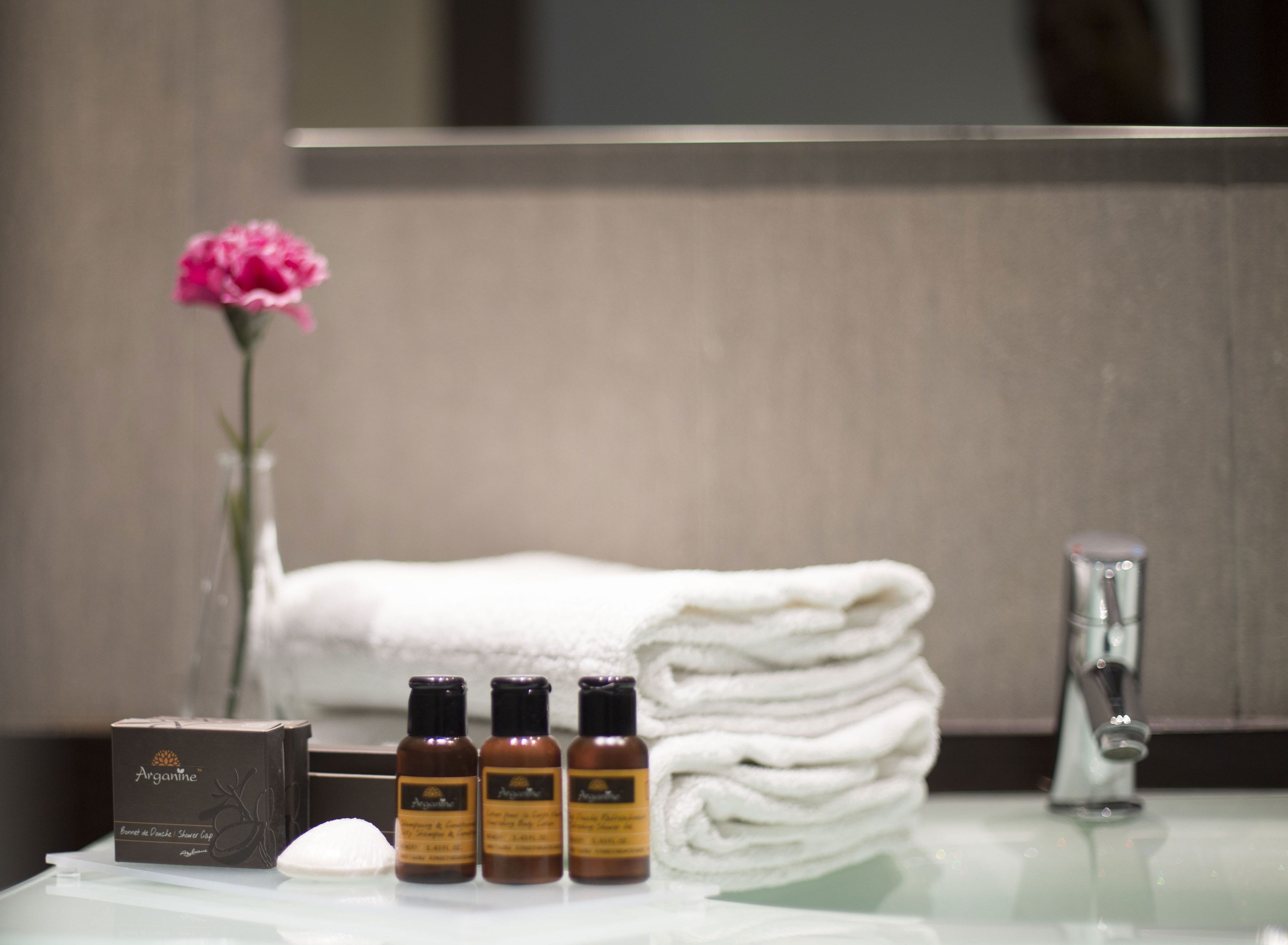 luxury double room | bathroom shower