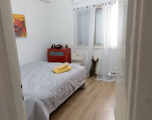 Apartment, 2 Bedrooms, Kitchen | 1 bedroom, free rollaway beds - HaYarkon Apartments (Tel Aviv)
