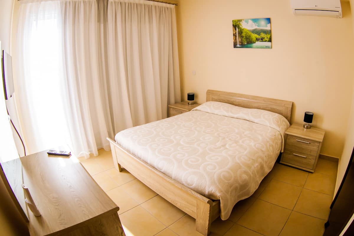 1 bedroom, premium bedding, in-room safe, iron/ironing board