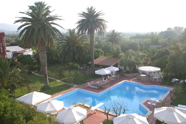 Property grounds - Oasis Guesthouse (Chania)