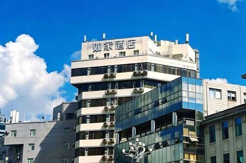 Homeinn · neo Hotel (Kunming Beijing Road Dongfeng Square Subway Station)
