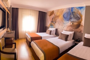 Triple Room | Minibar, in-room safe, iron/ironing board, free cots/infant beds - Benler Hotel (Istanbul)