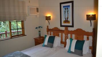 Family Chalet, 3 Bedrooms, Non Smoking | 3 bedrooms, premium bedding, memory foam beds, in-room safe