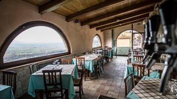 Lunch and dinner served, local cuisine