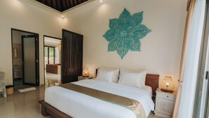 A spacious bedroom with a large bed, a decorative wall piece, and a view of the outdoors. - Alam Penari Ubud (Ubud)