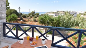 Unclassified image, 3 of 55, button - Glafki Studios & Apartments (Syros)